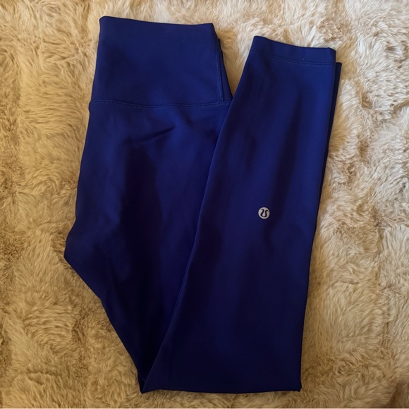 Wunder train 25” lululemon size 6 - Color is Galactic Cobalt - - Picture 2 of 3
